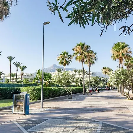 Pr20 - Good Located Flat Puerto Banus * Marbella