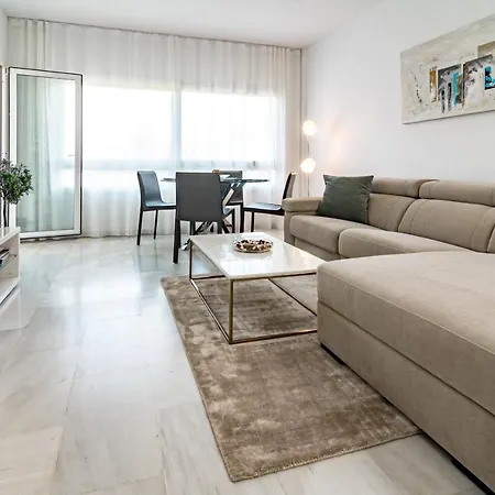 Pr20 - Good Located Flat Puerto Banus Apartment