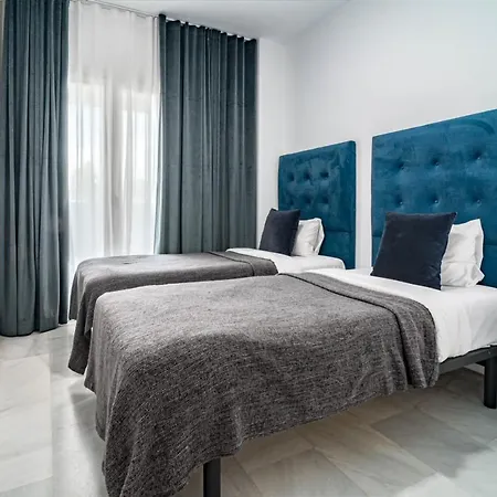 Pr20 - Good Located Flat Puerto Banus Apartment